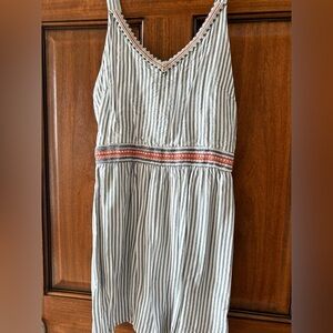 Hem & Thread romper. Small. Worn once.